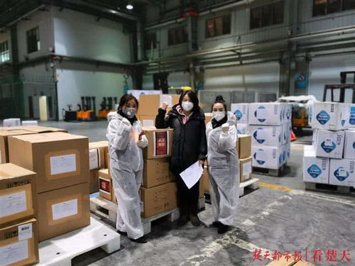 境外愛心物資進(jìn)入湖北,他們每天凌晨在線上
