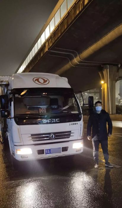 東風 福田 上汽 一汽 江鈴 重汽 宇通等車企 眾志成城抗擊疫情 丨頭條