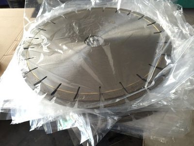 金剛石鋸片 適用范圍廣 鋒利耐磨_湖北銀天鋸業(yè)